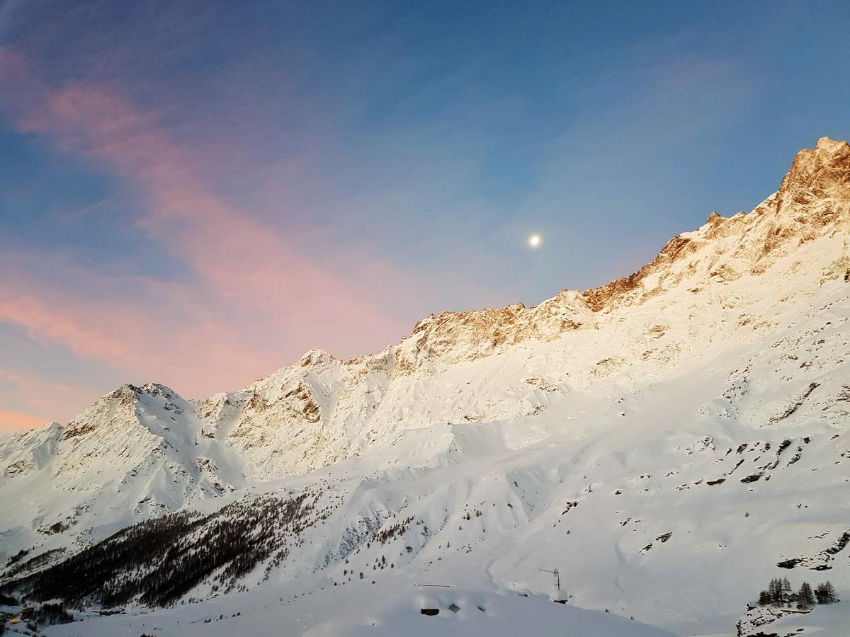 Hotel Meuble Mon Reve Breuil-Cervinia Exterior photo